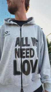 Tuta ONE-GUIDE All we need is love